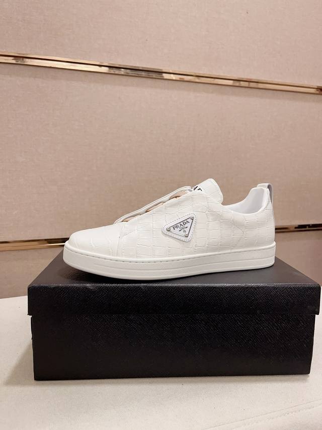 Factory P price Prada official website latest casual fashion men's shoes, popul