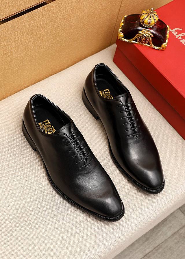 Product trademark: Ferragamo Salvatore Ferragamo business leather shoes Regular
