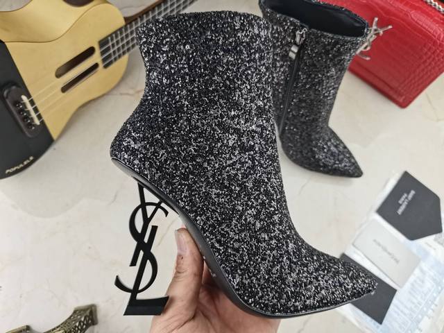 Classic style Saint Laurent Ysl letter metal heel 6-inch short boots Fabric: Col
