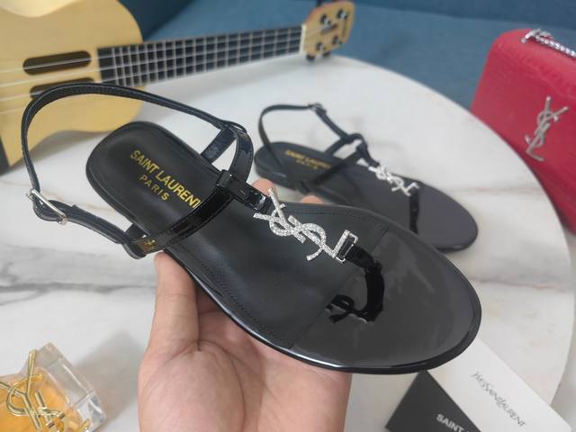 Genuine leather outsole beige Saint Laurent flat flip-flop sandals, the latest