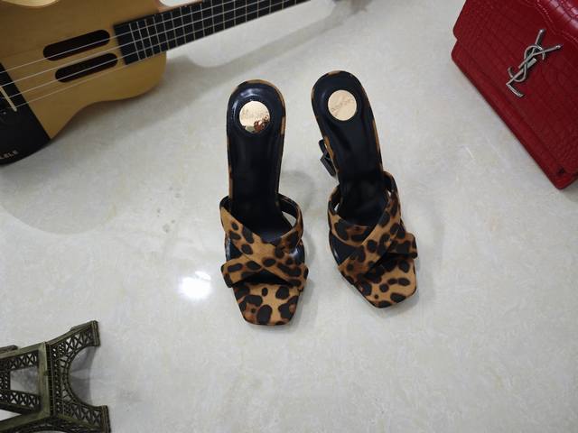 Factory Price Saint Laurent YSL High Heels 2025 Early Spring Counter Synchroniz