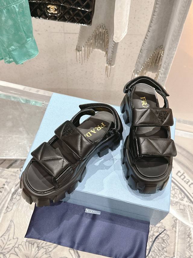 Latest collection of spring and summer beach sandals, Roman thick-soled Velcro r