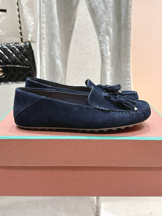 Top-of-the-line, latest hit, DDD, the highest quality LP women's classic moccas