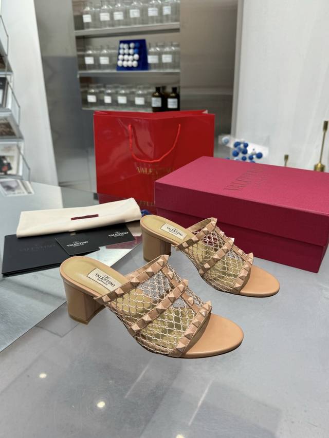 Factory P rubber sole leather sole latest counter Valentino latest mesh style w