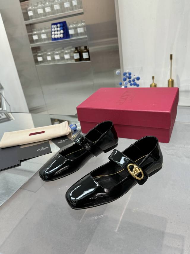 Factory P rubber sole leather sole Official website's latest premium packaging,