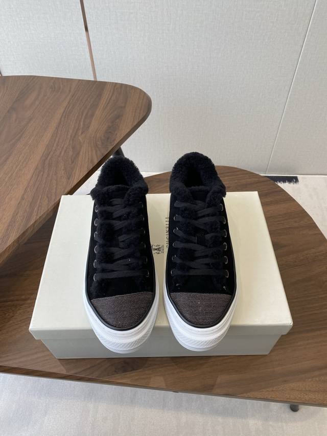 Brunello Cucinelli's classic retro high-top sneaker series, BC, is from the reno