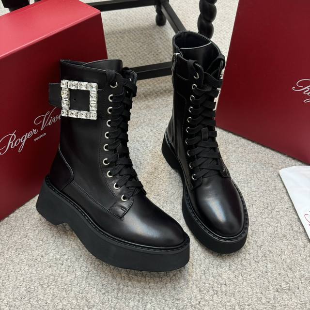Shopping-level 80 new Martin boots. British style boots are here. They're really