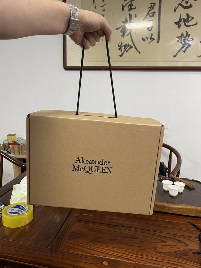 outer packaging box, the style is upgraded to N grades. If you need it, you can
