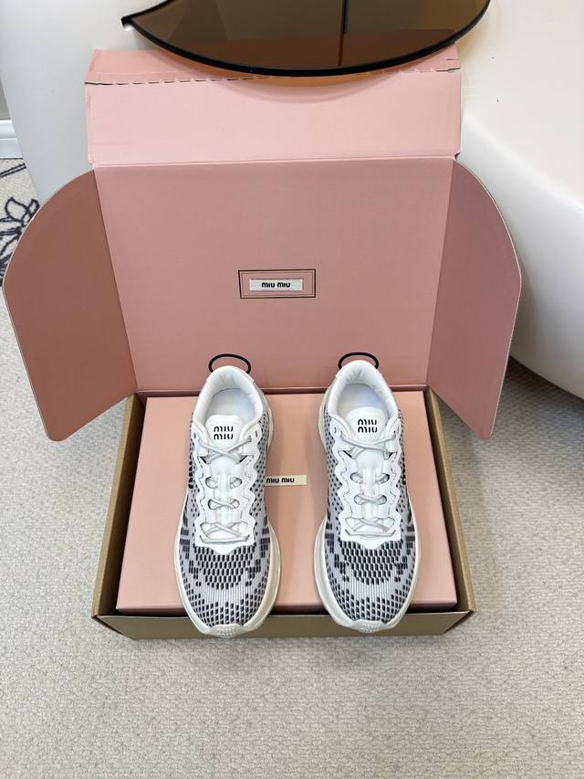 Top quality original packaging Miumiu