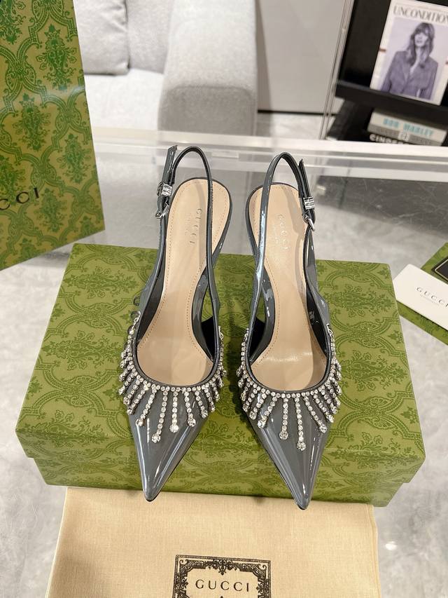 Gucci 25Ss early spring new rhinestone chain high-heeled sandals. The crystal di
