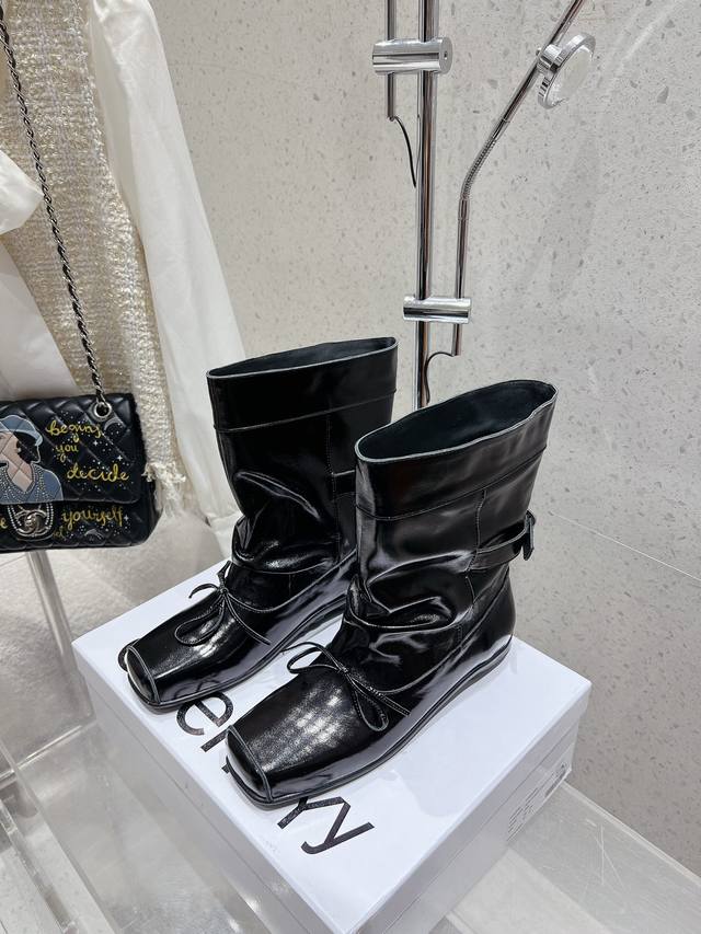 Korean niche brand Open Yy Spring/Summer catwalk ballet boots I fell in love wi