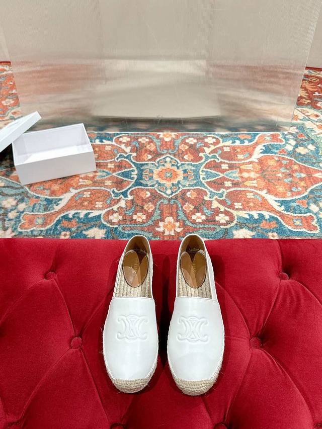Celine's new spring hit fisherman's shoes are simple, stylish, and timeless, mak