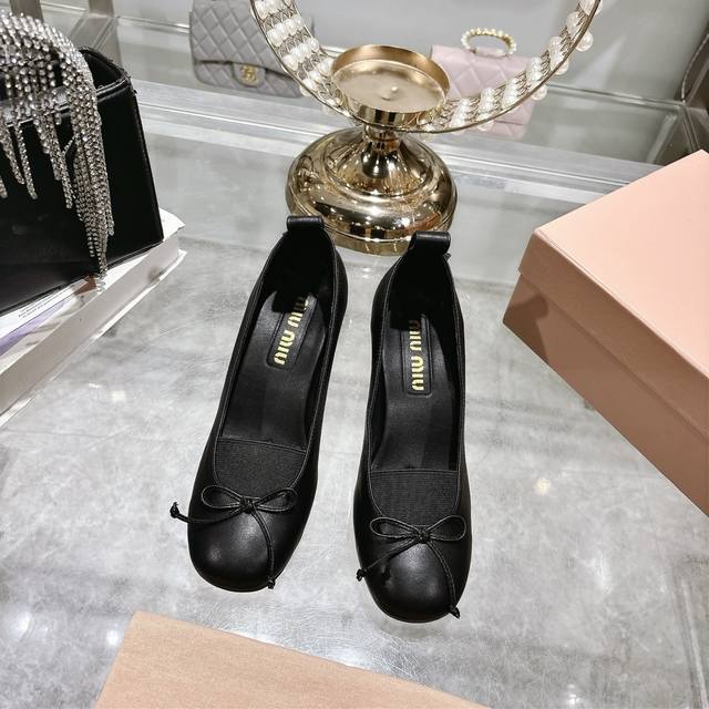 Flat-soled Miu Miu 25Ss Spring/Summer new retro bow-tie round-toe single shoes D