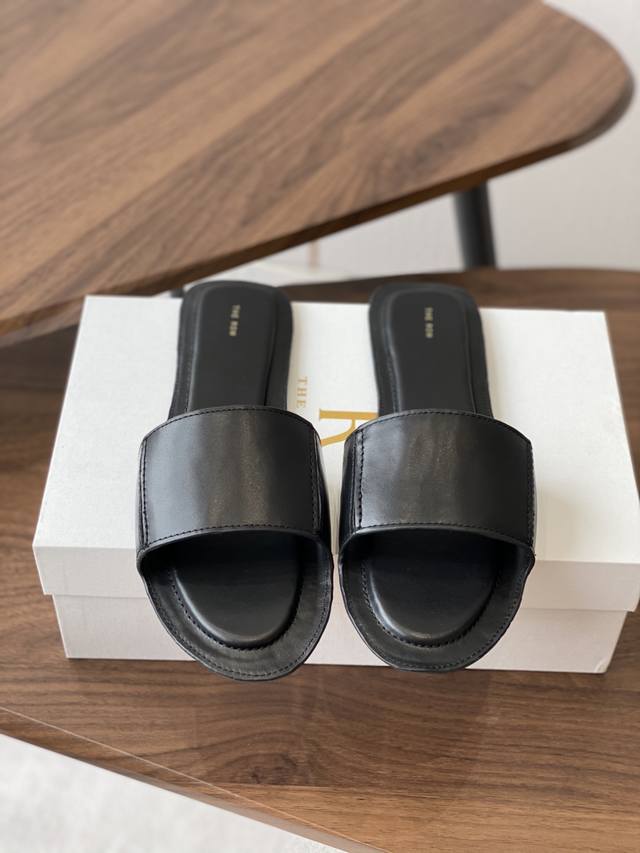 The Row genuine leather one-piece flat slippers made in Dongguan I fell in love