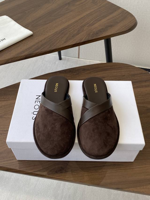 Neous 25 Spring and Summer new simple closed-toe Birkenstocks are here DDD. The