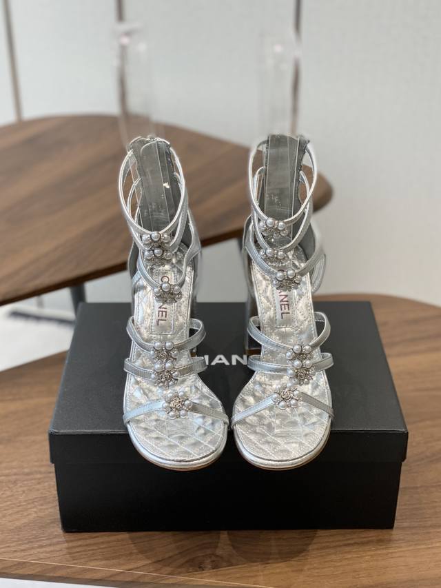 Sandals P Sandals Chanel 25Ss Pearl Camellia Block Heel Sandals My personal styl