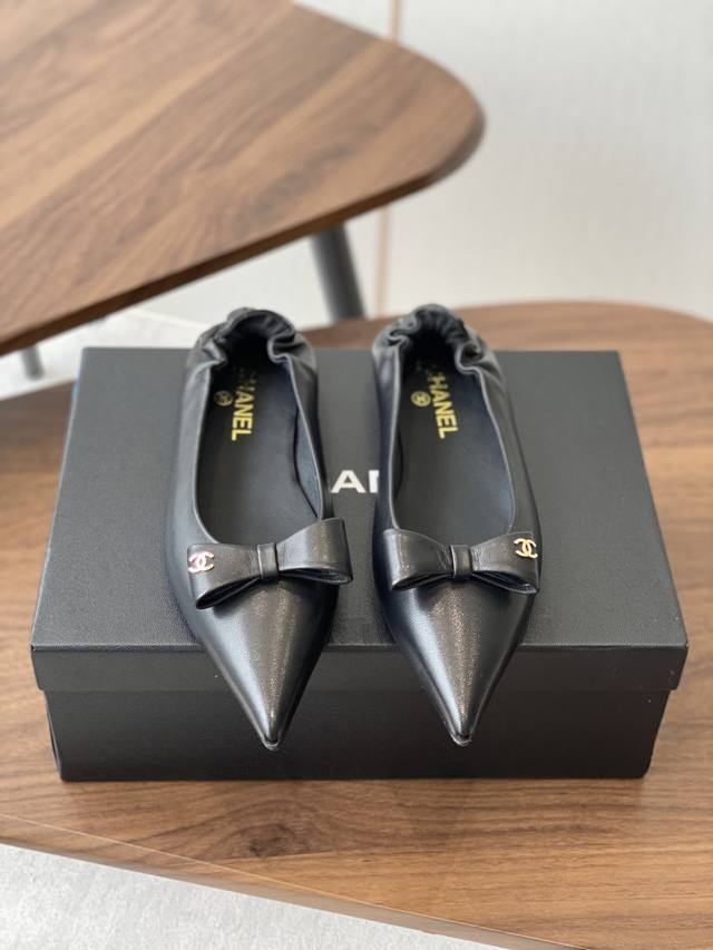 Chanel 25Ss early spring new arrival is so amazing! Bow-knot pointed-toe flat s