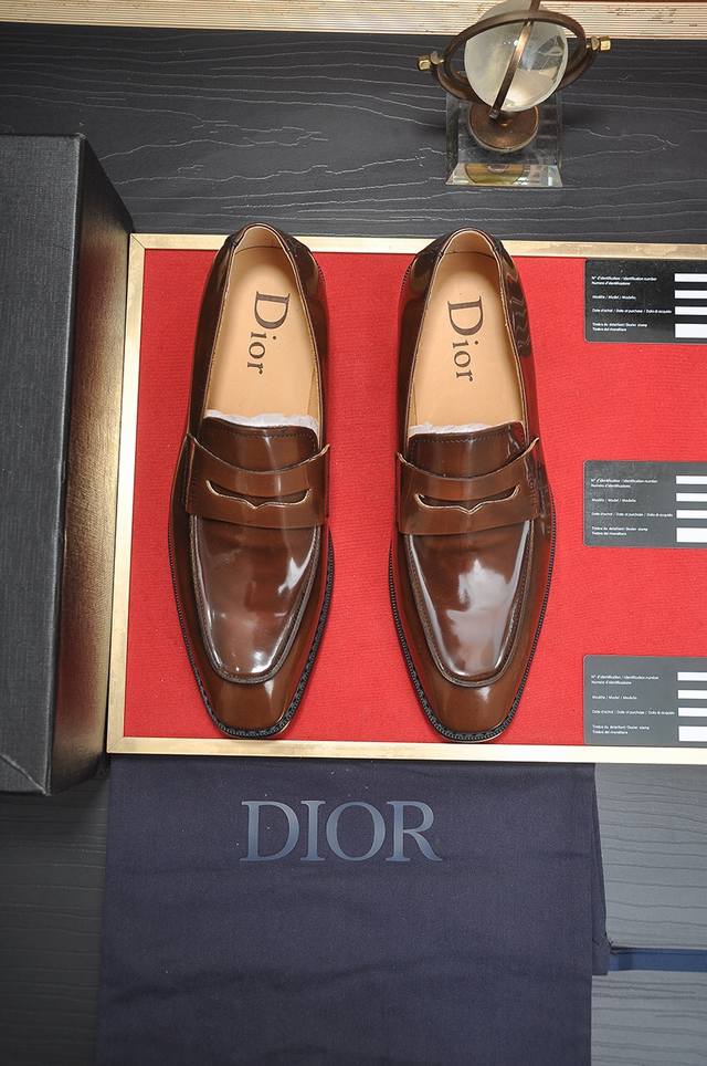 Dior water-dyed cowhide lining Dior original 1:1 high quality P, imported origin
