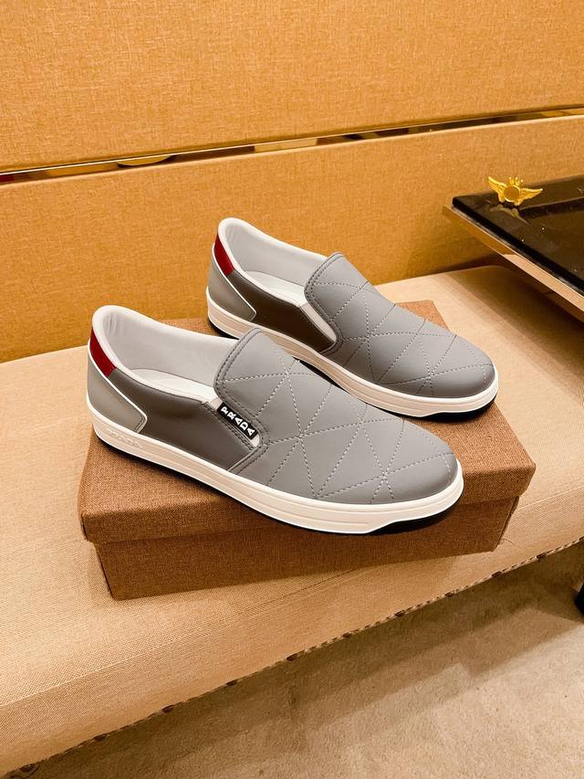 Factory P-batch Prada men's shoes, a 1:1 replica from the high-end brand's offi