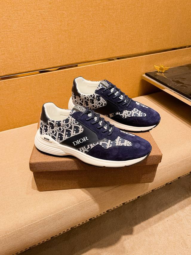 Factory Pre-order Dior men's shoes, a 1:1 replica of the high-end brand's offic