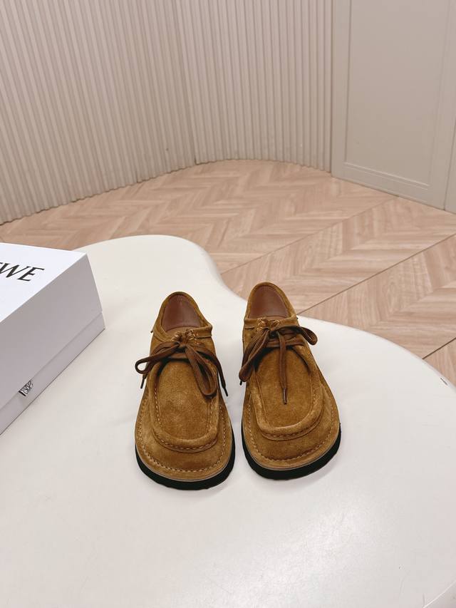 Release of the new Loewe 25Ss Forrest Gump shoes and the new Dexter sneakers fo