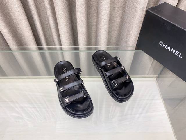 24Ss New Chanel Three-Strap Velcro Sandals and Beach Slides DDD. These eclectic