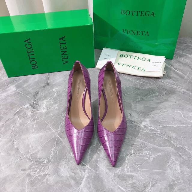 Factory price, top-tier, high-end, original quality, Bottega Veneta's 2025 Sprin
