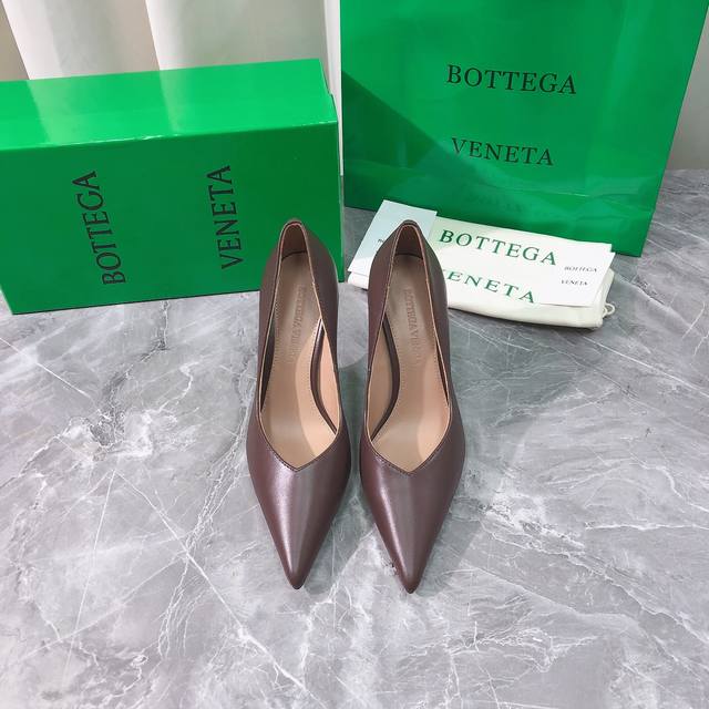 Factory price, top-tier, high-end, original design, Bottega Veneta's 2025 Spring