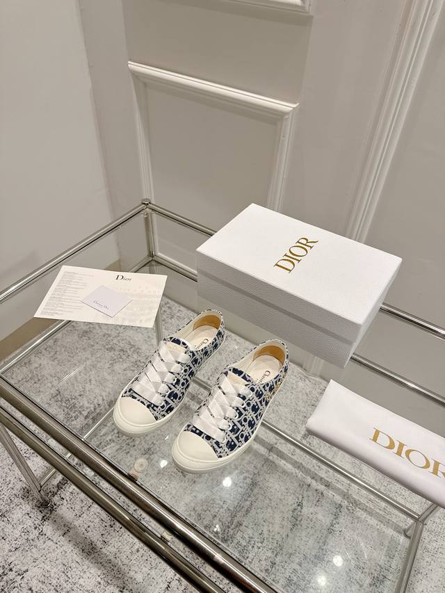 Top version: Women's Dior's latest Lucky series satin white shoes casual sneaker