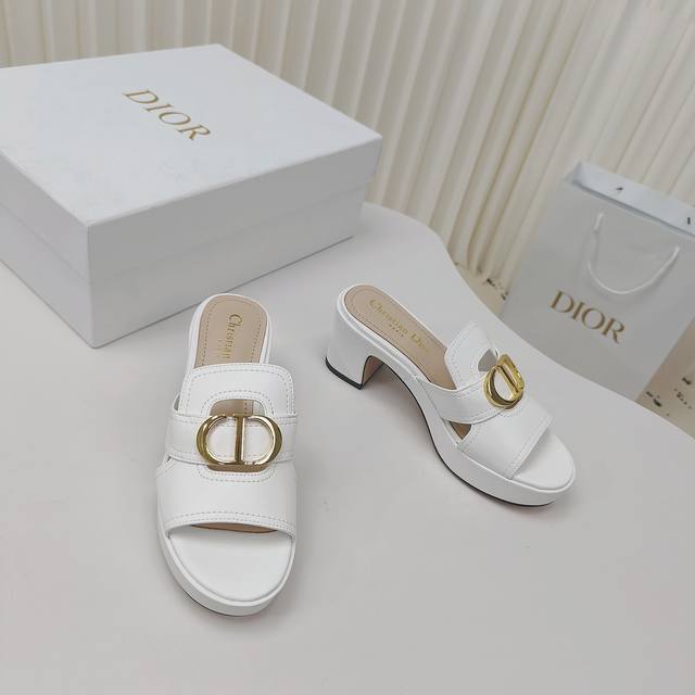 Dior's newest sneakers are now available. These thickened platform sandals with