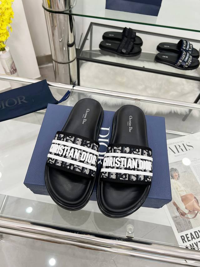 This Dior Aqua sandal, a new addition to the Fall 2025 collection, blends modern