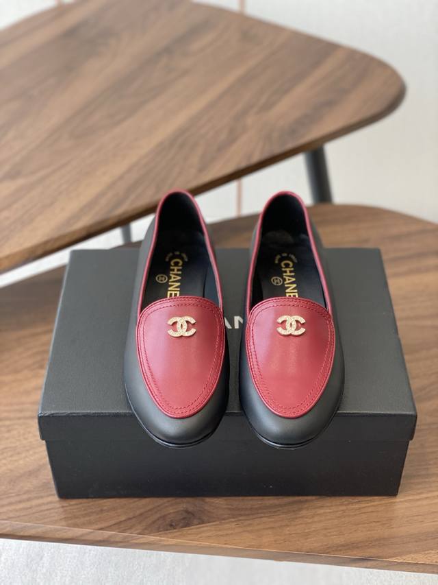Chanel 25Ss new Chanel diamond buckle loafers, a must-have for Chanel this sprin