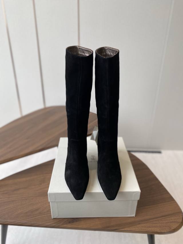 Brunello Cucineli Ss25 New Arrival~ New fall/winter style: pointed-toe high boot