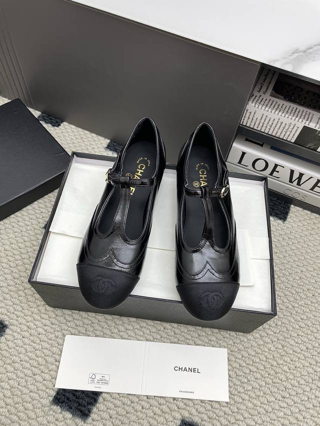 2085192FFF# ... Upper: Sheepskin Lining: Sheepskin Size: #35-41 40 41 Customized