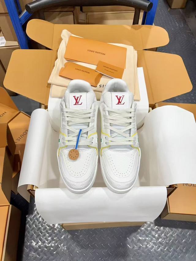 Lv Trainer Limited Series Casual Sports Basketball Shoes and Skateboard Shoes, M