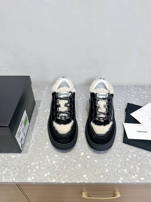 Chanel Xiaoxiang 25Ss autumn and winter new retro thick-soled casual shoes and s