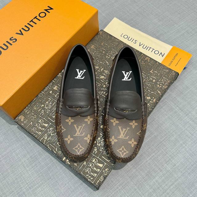 L Men's Gommino shoes, top-tier, from the official website, in prestige leather