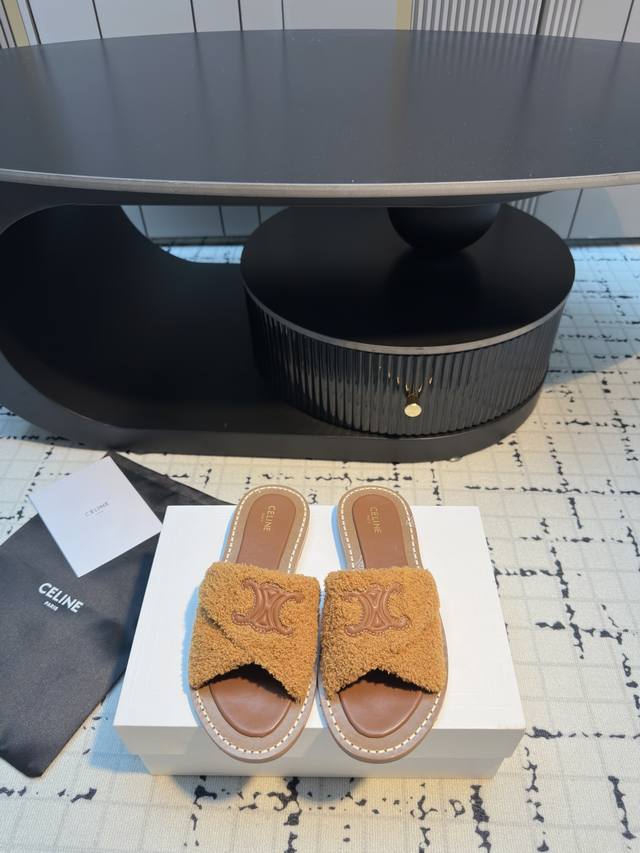 Celine 25Ss new spring and summer slippers Arc de Triomphe British style flat-so