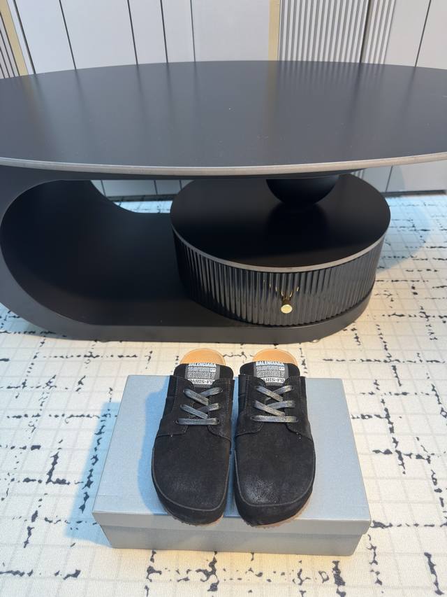 Balenciaga and Birkensto collaboration: Boston open-toe soft-soled Birkenstocks