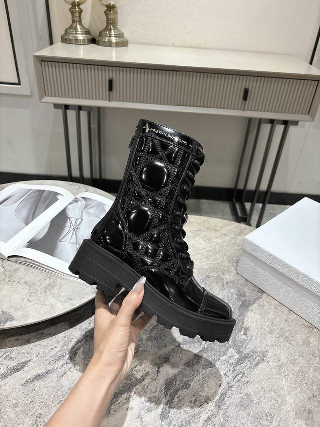 Leather Dior Dior Autumn/Winter catwalk diamond work boots, super star influenc