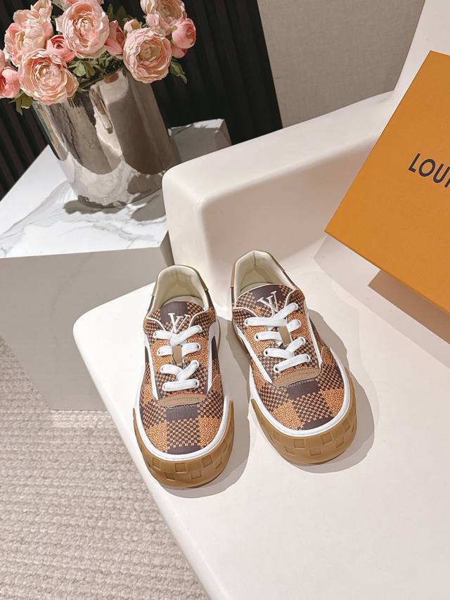 25Ss Early Fall runway new Louis Vuiteeon LV Tilted series thick-soled casual sn