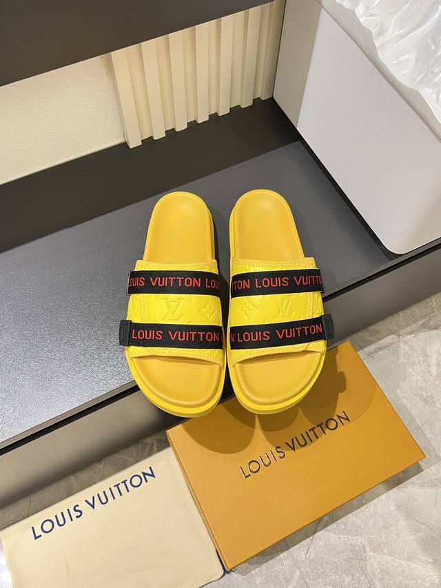 Size: 38-44 45 Customized Louis V* high-end boutique luxury slippers, 1:1 high-e