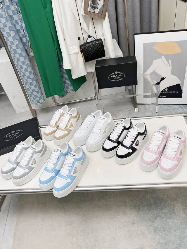 High-end new Prada shoes are now available at Prada counters. Original molded,