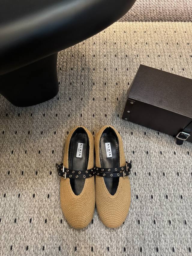 New ballet flats, super hot, I love them so much, so beautiful and super comfor