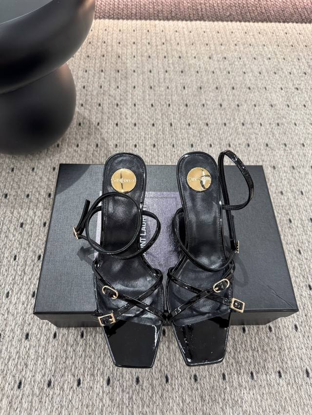 25 New arrivals! Who can resist YSL high heels? They're so hot, you deserve them