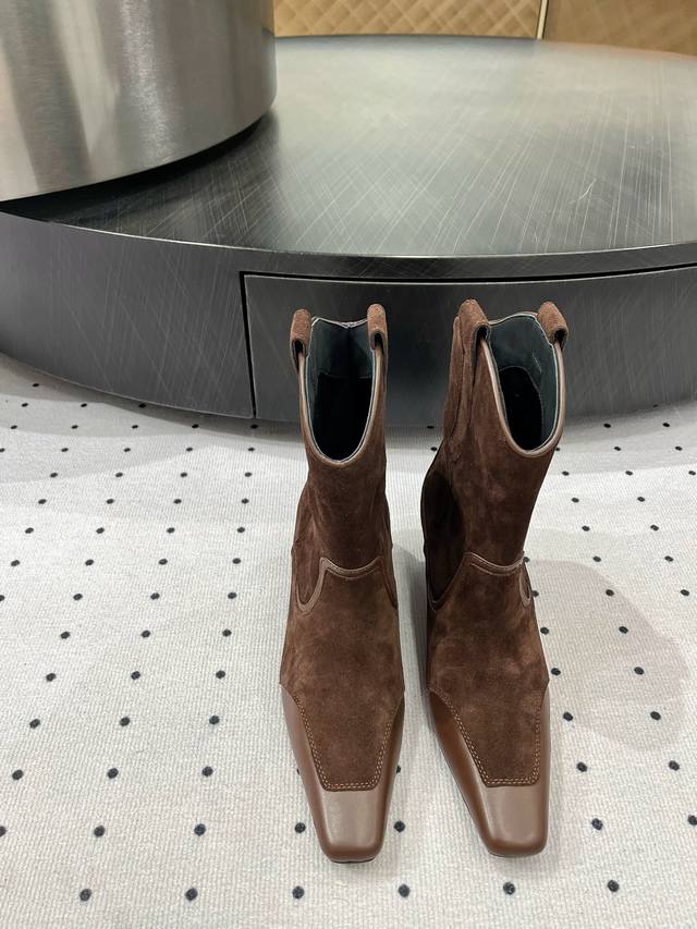 New Product Release Fabric: Cow Suede Sheepskin Lining Rubber Sole Elegant Styl
