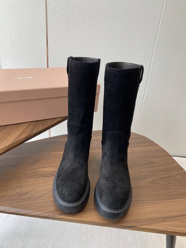 Miu Miu Fw25 New Arrival~ Miu Miu 25Ss new fall/winter thick-soled high-top bare