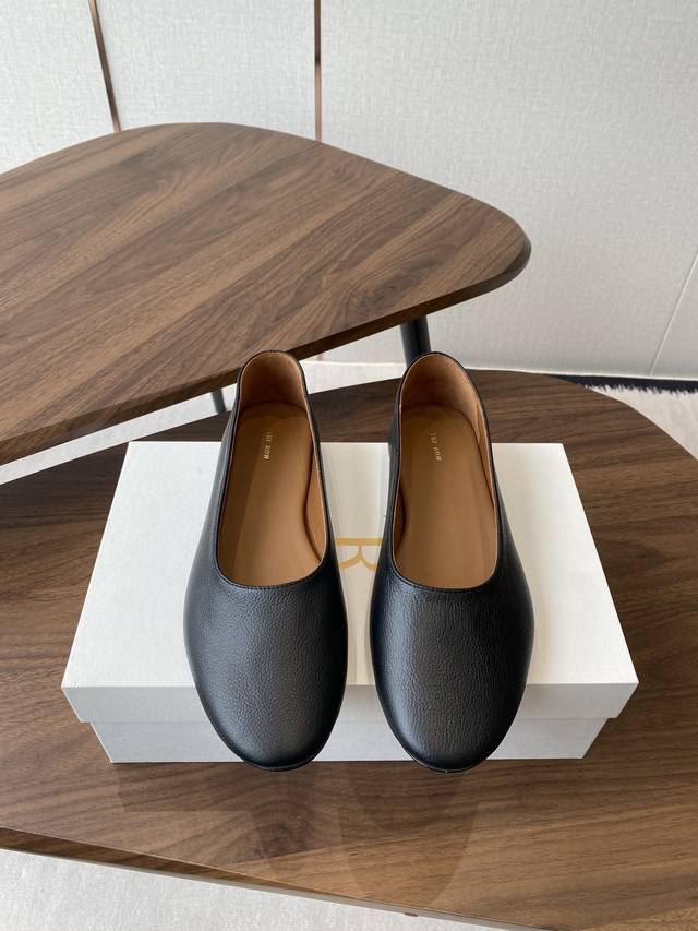 The Row 25Ss Spring/Summer Retro Minimalist Ballet Flats, Made in Dongguan! The