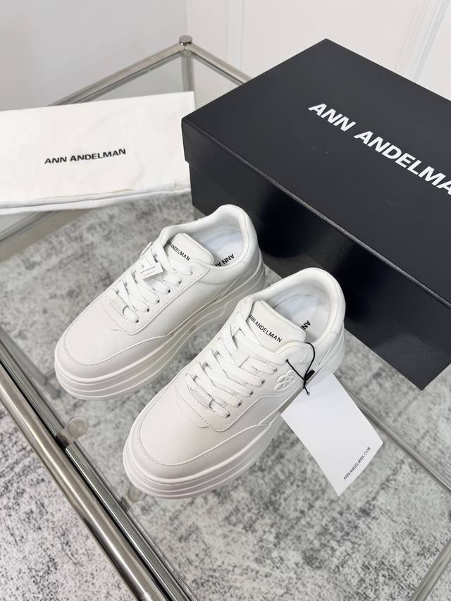 Ann Andelman's new 2025 Spring/Summer shoes, the same style worn by Zhao Lusi, a
