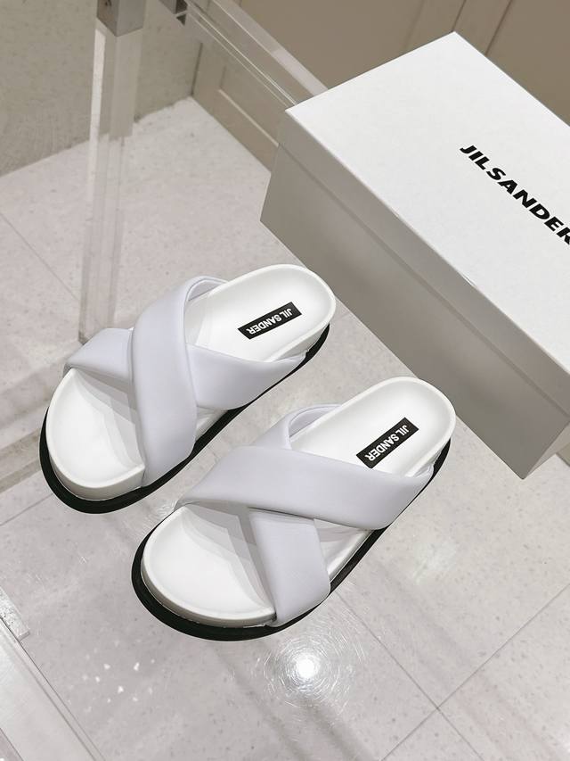 Purchase-level men's Jilsander 25S spring/summer beach slippers. A truly innova